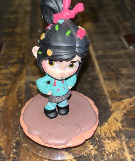 DISNEY INFINITY WRECK it Ralph Vanellope Von Schweetz Figure & Power
