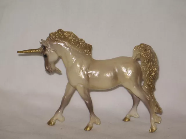 Breyer paddock pals unicorn horse 1639 lavender