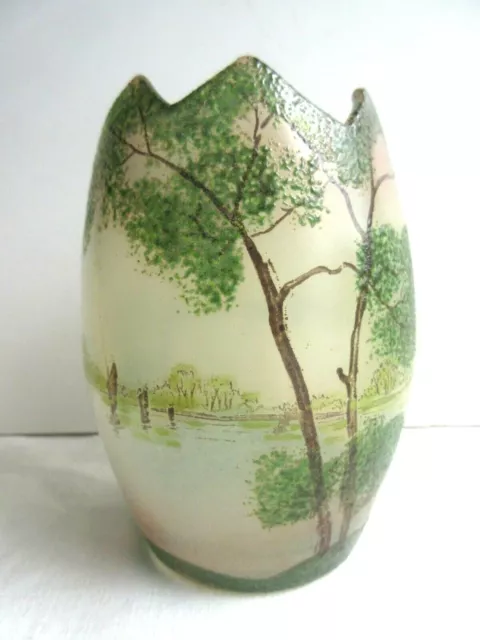 vase ovoïde "oeuf cassé", verre émaillé, paysage lacustre + grands arbres LEGRAS