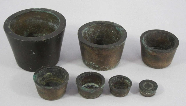 FINE ANTIQUE COMPLETE SET NURENBURG BRONZE CUP WEIGHTS 32oz TROY scales chemist
