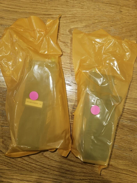 Dell 1355cnw 2 X MAGENTA Toner