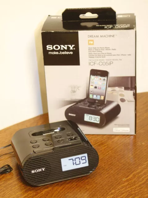SONY “Dream Machine” Alarm Clock. FM iPhone iPod Dock. ICF-C05iP