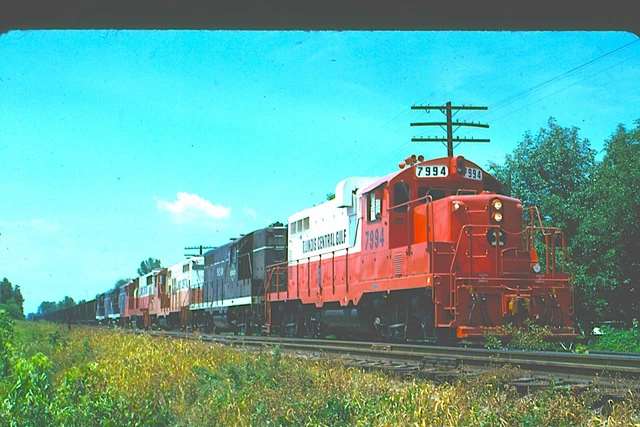 ICG 7994 GP-8, Louisville, KY, 07/73; Kodachrome Original