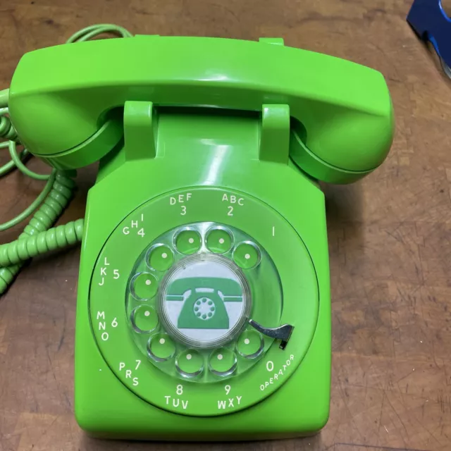 Vintage 1963 Stromberg Carlson Lime Green Rotary Desk Telephone Phone  Clean!!