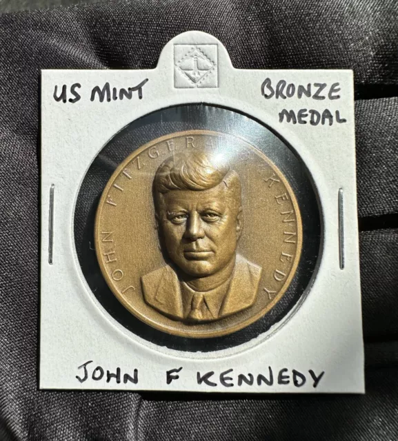 Unique American John Fitzgerald Kennedy Bronze Medal 35th President USA