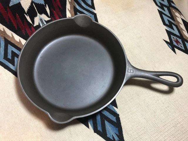Vintage Griswold #6 (699B) Cast Iron Skillet Large Slant Logo w/Heat Ring