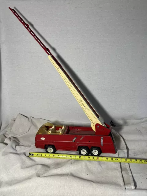 Vintage Tonka Toy Fire Engine Ladder Truck Large