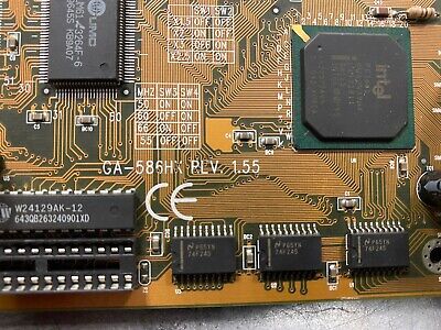 Gigabyte GA-586HX Scheda Madre Socket 7, 64MB di ram, cpu AMD K6 200MHz 2