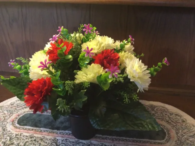 Artificial silk flower arrangement memorial pot/grave/funeral/vase
