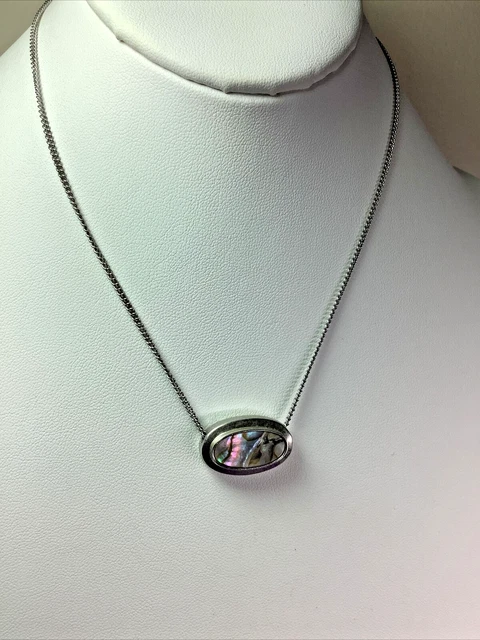 Classic 1976 AVON SilverTone Abalone Shell Pendant Necklace   NN38