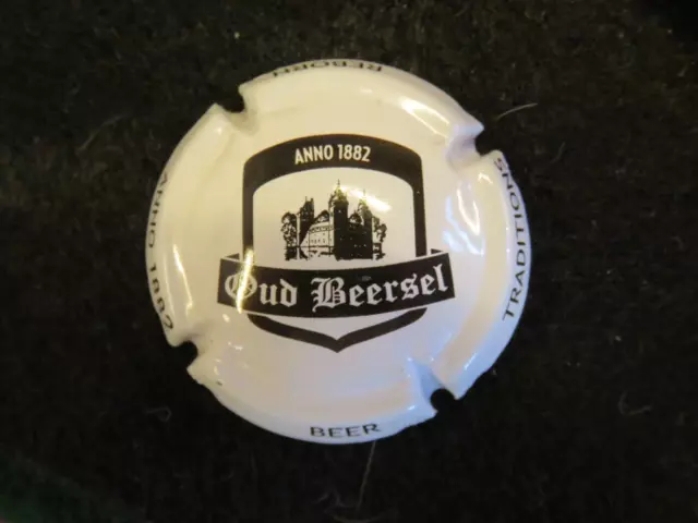 Bière Bouteille Liège, Cage Casquette ~ Browerij Huyghe Oud Beersel Aigre Ales ~