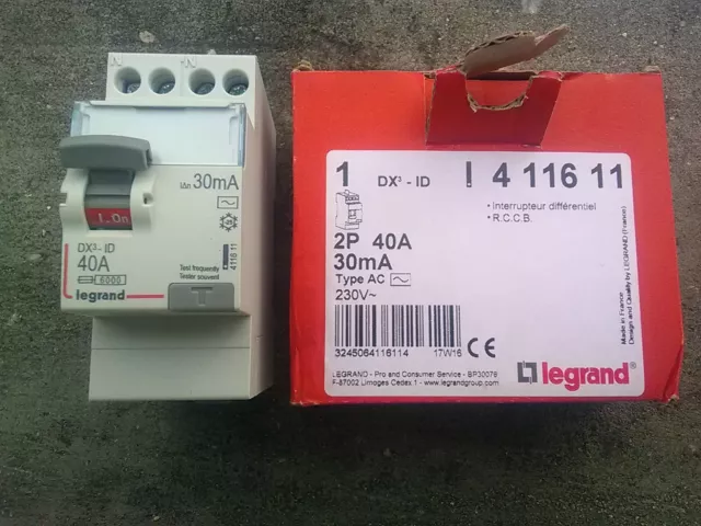 Interrupteur différentiel LEGRAND 40A 30mA type AC DX3 - 411611