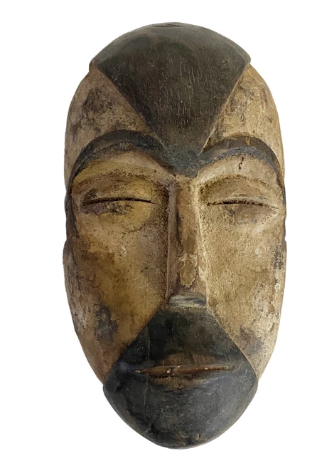 # 3476 Superb African Bamileke Passport /Mask Cameroon 7.75 " H