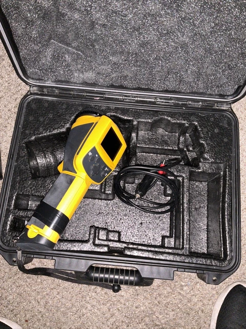 FLIR E Series ThermaCAM B2 IR 160 x 120 Thermal Image Infrared Inspection Camera
