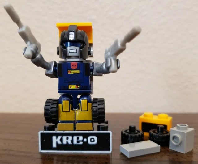 Kre-O Kreon Transformers Micro Changer Huffer! 100% Complete!!!