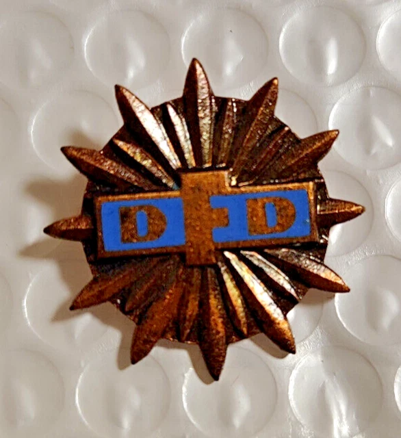 Flaggen-Pin Deutschland DDR – Hartemaille, Vergoldet, Ca. 2 X 2 Cm, Sammlerstück