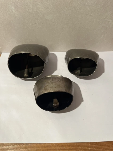 Lot De 5 Cloches, Cloches De Vache Et 2 Carillons. (7