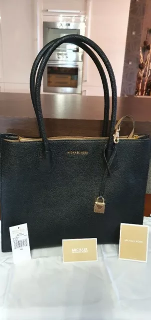 Sac  à mains Michael Kors Mercer GM cuir noir porté 1 fois excellent état 
