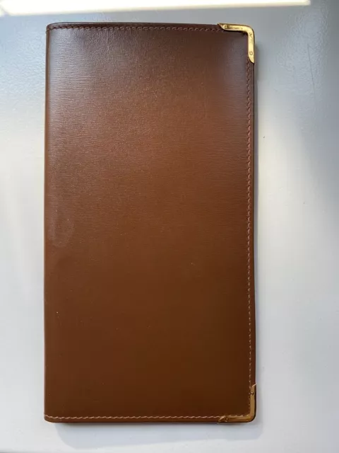 AUTHENTIC GUCCI VINTAGE,  BROWN LEATHER LONG BIFOLD WALLET, Made In Italy.