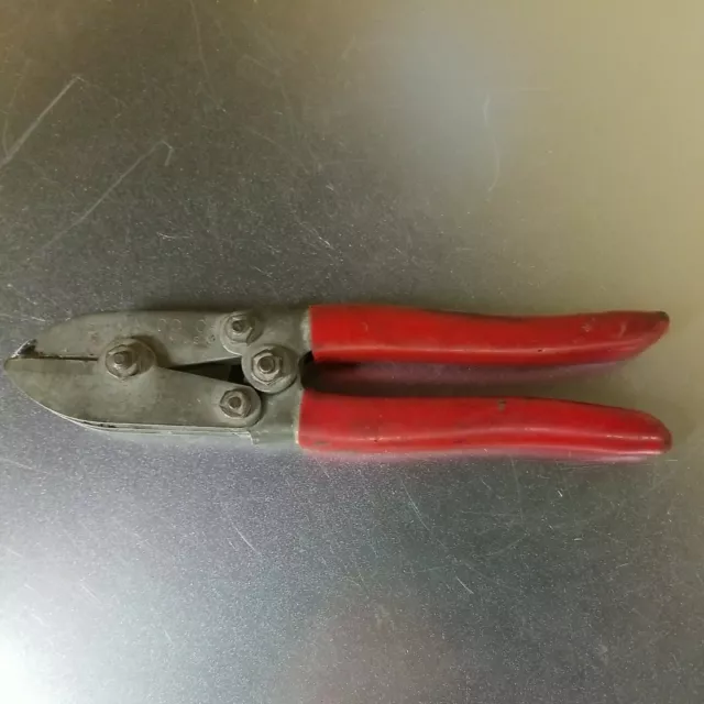 Malco C-1 Sheet metal crimp tool