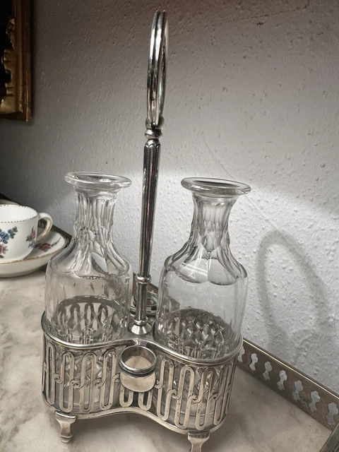 Burette Cristal Et Métal Argenté – Style Empire – Lot Huile Et Vinaigre – Occasion