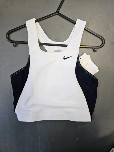 Nike Swoosh Dri-Fit Sports Bra Top - Gym Cropped Vest Top Size Medium