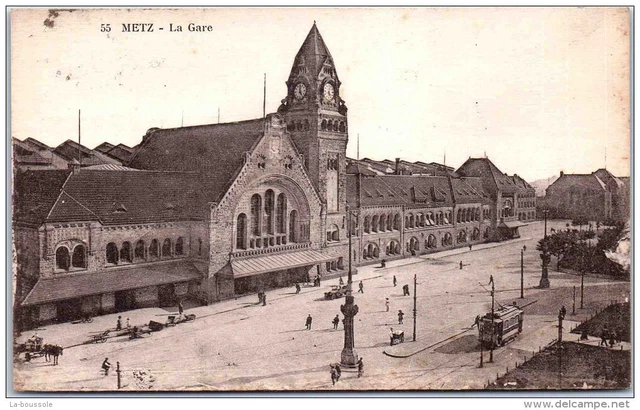 57 METZ - la gare.