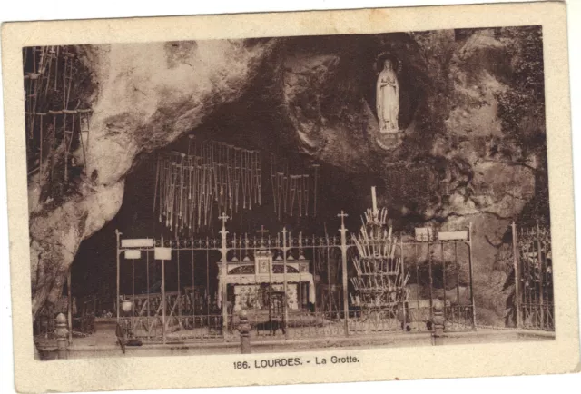 LOURDES - La grotte   ....    (H6430)