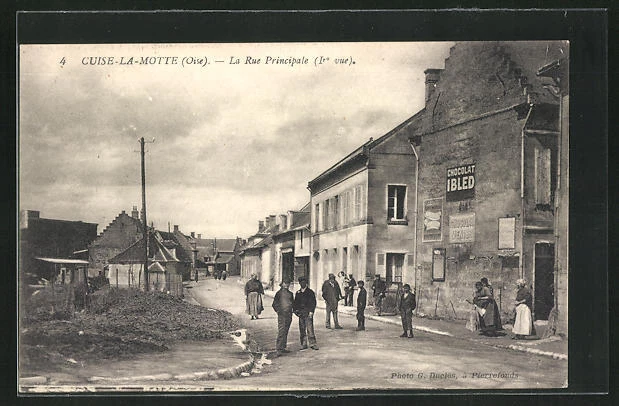 CPA Cuise-La-Motte, La Rue Principale