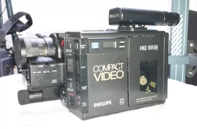 Videocamera Philips vkr6830, COMPLETA Set Con Tutti Gli Accessori.