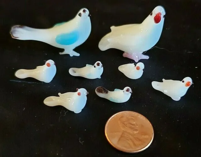 Lot Vintage Miniature Oiseau Famille de 8 Micro Mini Figurine Lot Blanc Bleu