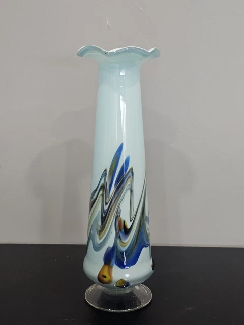 Vase en opaline blanche et bleu ciel - AXS Design