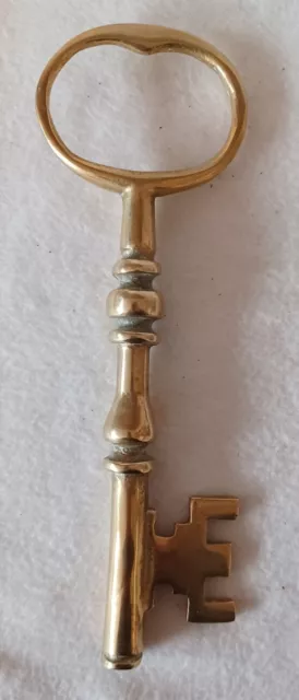 Vintage Heavy Solid Brass Large Key - Attractive Wall Hanging Ornament-Good Con: