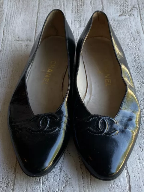 Chanel Metallic Silver/Black Canvas And Patent Leather CC Ballet Flats Size 37  Chanel