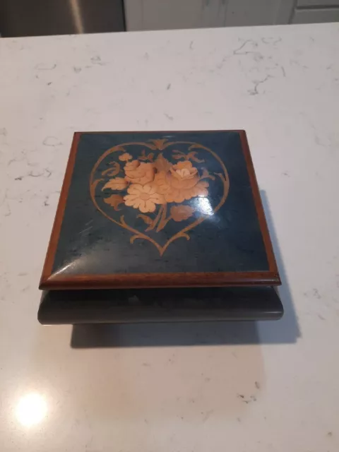 Reuge Musix Box Swiss  Movement,Doctor Zhivago Lara's Theme  Made  In Italy