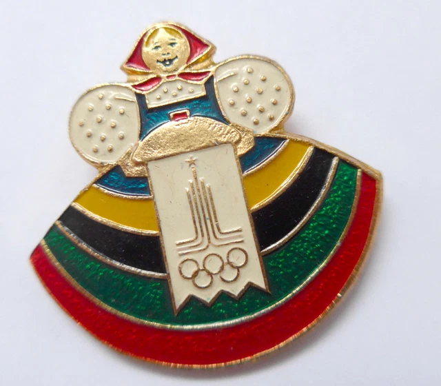 Olimpiadi Mosca 1980 Donna Con Olimpiadi Wrestling Come Matrioska?