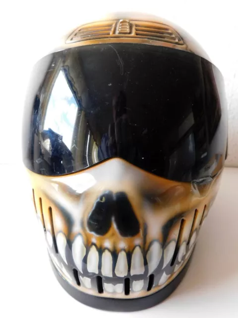 CRAFT, ein sehr gut erhaltener und signierter AIRBRUSH Motorradhelm