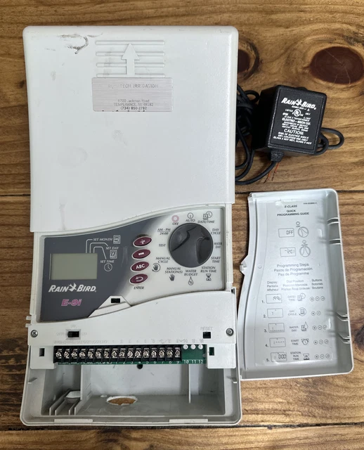 RAIN BIRD IRRIGATION Sprinkler Timer Controller 9 Zone E9i w/ A/C