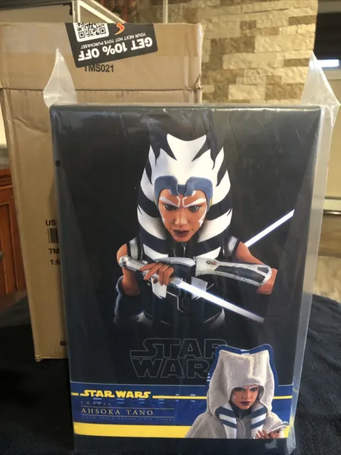 Star Wars: Ahsoka Tano 1/6th Scale Collectible Figure (2020) Hot Toys New TMS021