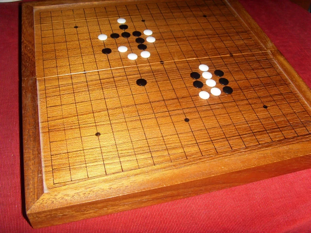 Ancien Jeu De Mahjong En Bois – Pièces Vintage, Charme Rétro Pour Collection