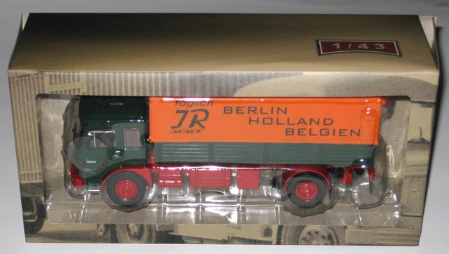 Camion tracteur White 7400 Rouge - 1960 au 1/43 de IXO TR170.22