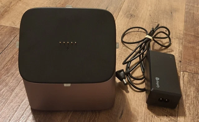 Shopify S1803 Lightning USB Retail Stand Base and AC Power Adapter, Free US Ship