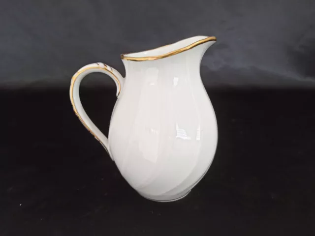 POT À LAIT EN PORCELAINE DE LIMOGES BERNARDAUD modèle VERLAINE