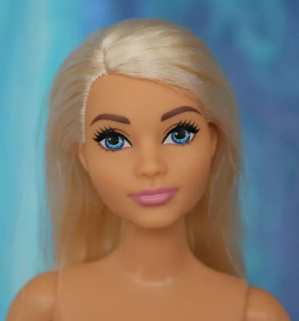 Nude Blonde Hair Bob S Flip Pearls Mackie Barbie Doll Blue Eyes Debox