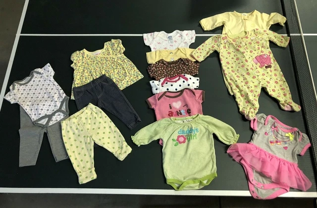 Lot of 14 Pieces Infant Size Newborn 0-3 Months Carter's Gerber OshKosh Circo