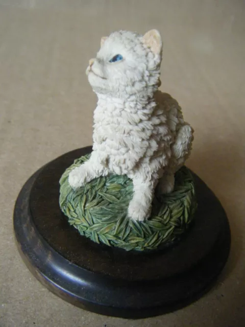 Vintage Country Artists "MINIATURE CAT FIGURINE" By Langford 1989. Unboxed. 3