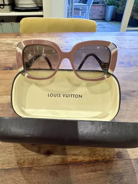 Louis Vuitton Showdown LV Monogram Sunglasses - Yellow Sunglasses,  Accessories - LOU375320