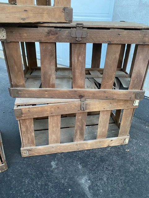 Antique Vintage Primitive Slatted Wood Berry Crate Box Strawberry