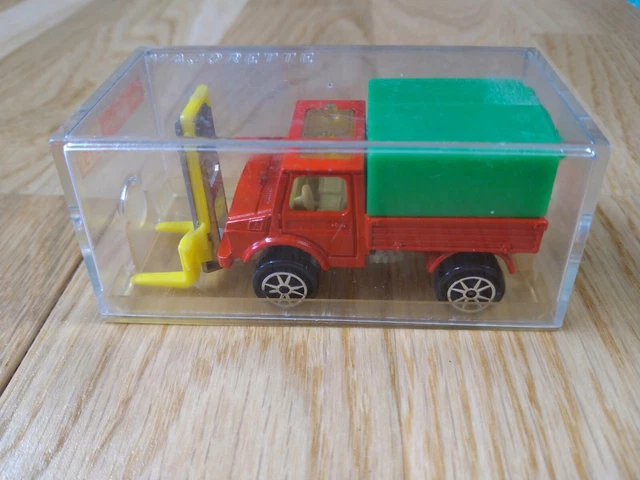 Majorette Série 200 Mercedes Unimog Air France N°215 – Miniature 1/60 – Blister Scellé