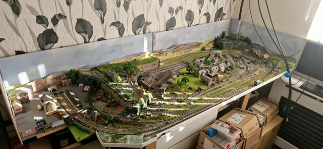 N GAUGE DC Model Railway Layout, unfinished project, 90 x 33
